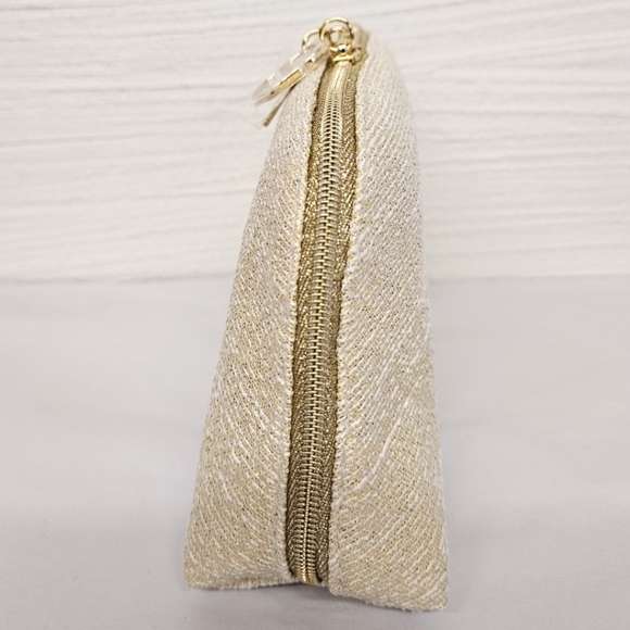 Christian Dior Beauty and Care Zippered Travel Pouch in Cream and Gold NWT - Picture 4 of 11